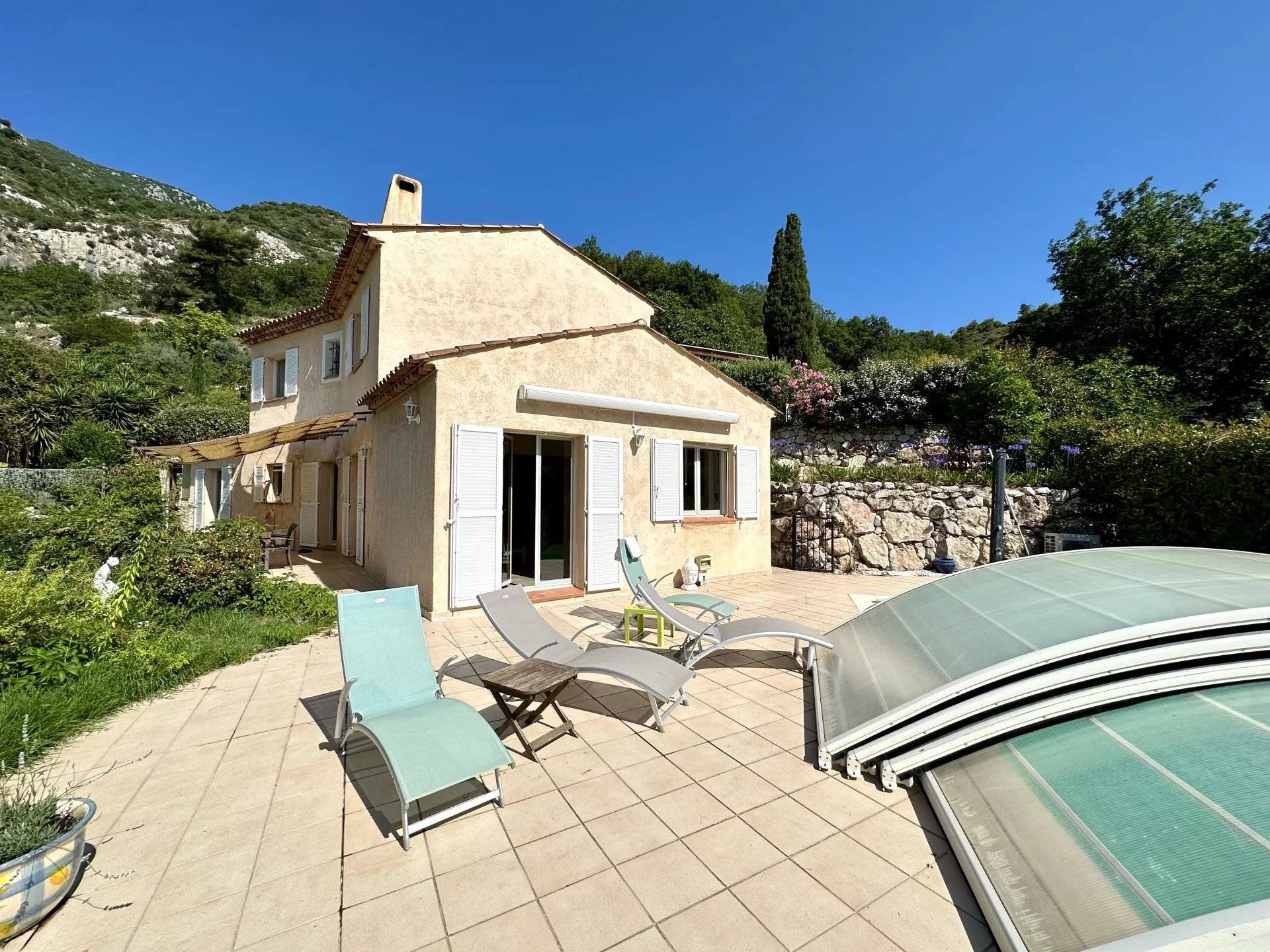 Vente Maison 200m² 5 Pièces à Roquebrune-Cap-Martin (06190) - Sud Rivages